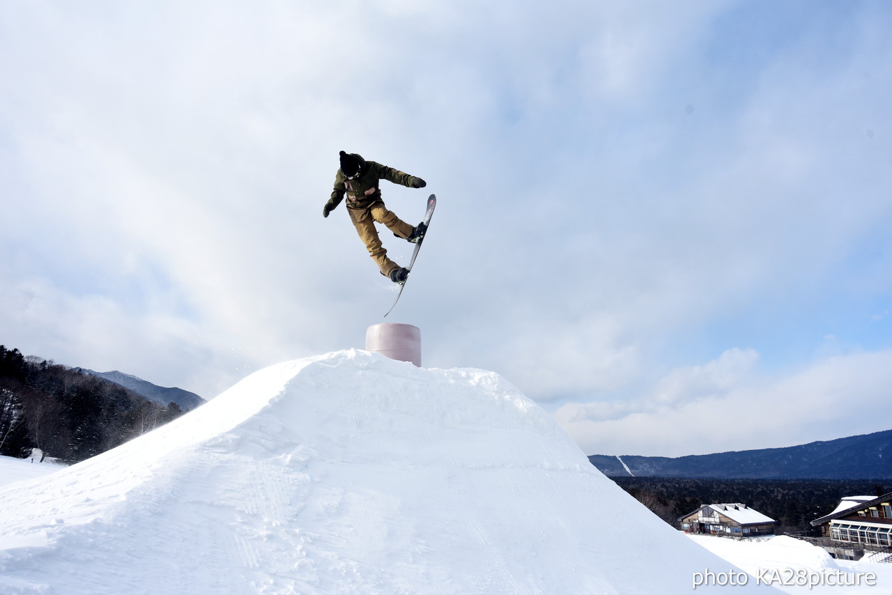 国設阿寒湖畔スキー場『ウタラ』 BURTONSNOWBOARD・花田正義さんと楽しむ、ナチュラル＆スノーパーク!!